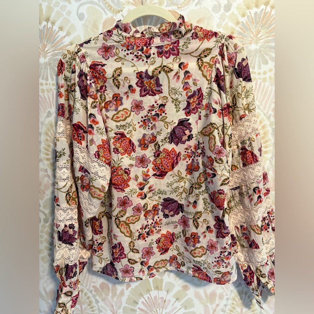 House of Harlow 1960 Floral Blouse in Small - Picture 3 of 6